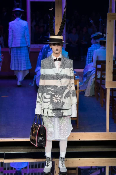 Look 22